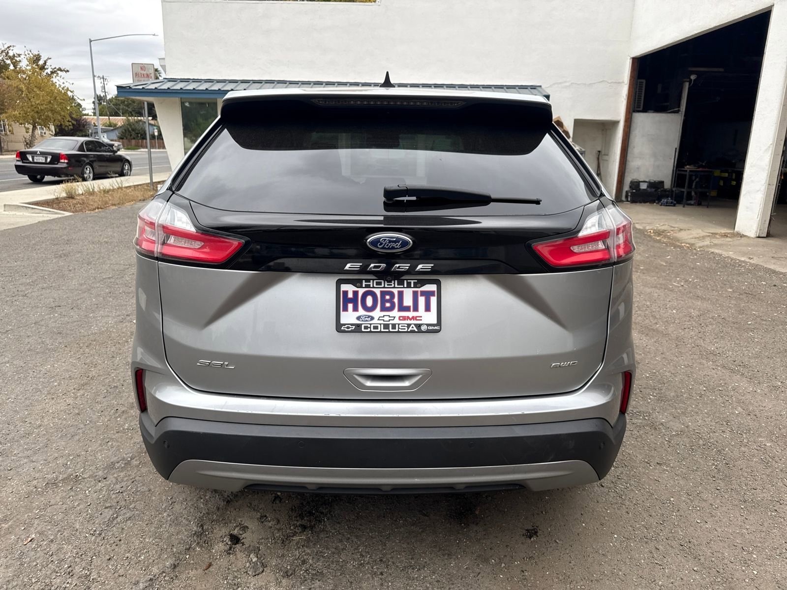 2022 Ford Edge SEL photo 4
