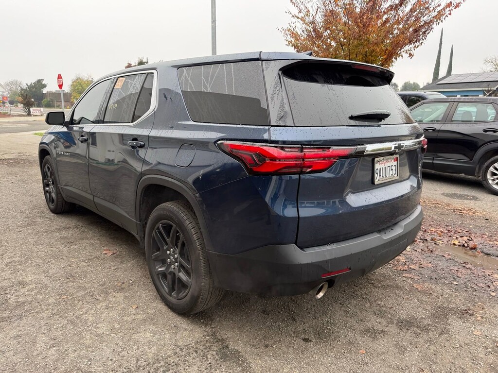 Used 2022 Chevrolet Traverse LS SUV