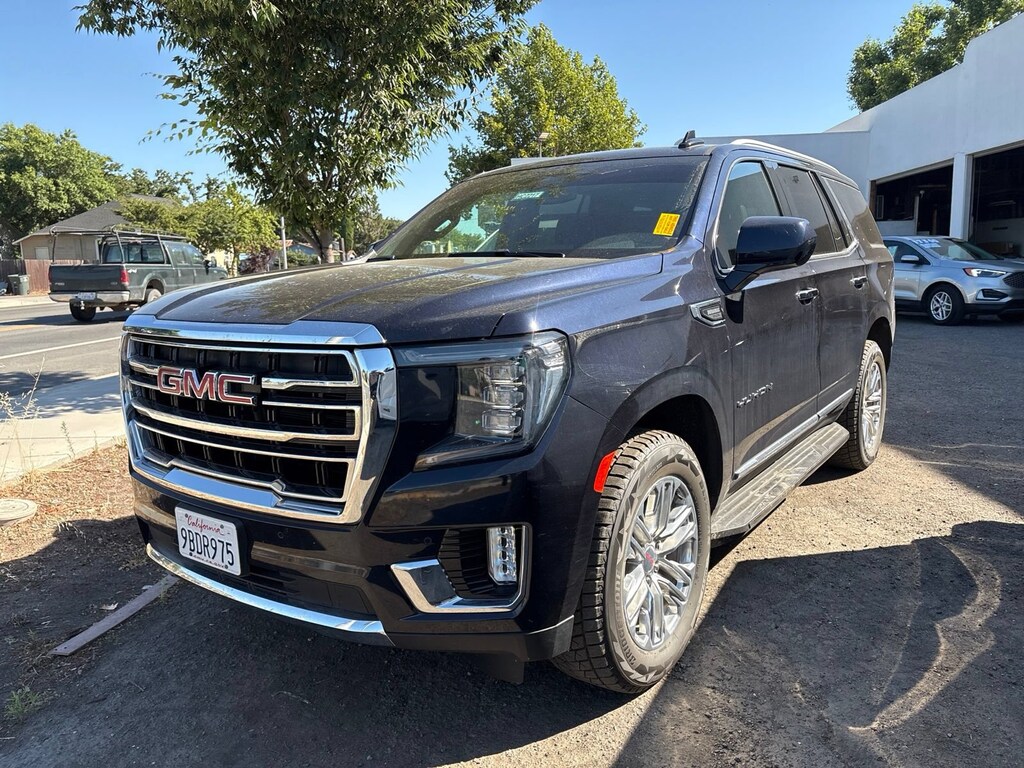 Used 2023 GMC Yukon SLT SUV