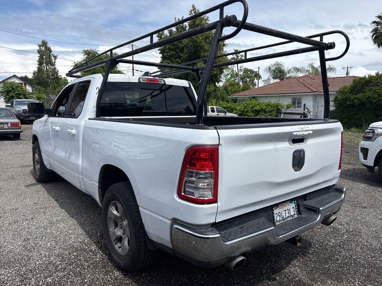 2022 Ram 1500 Big Horn Quad Cab 4x2 64 Box photo 3