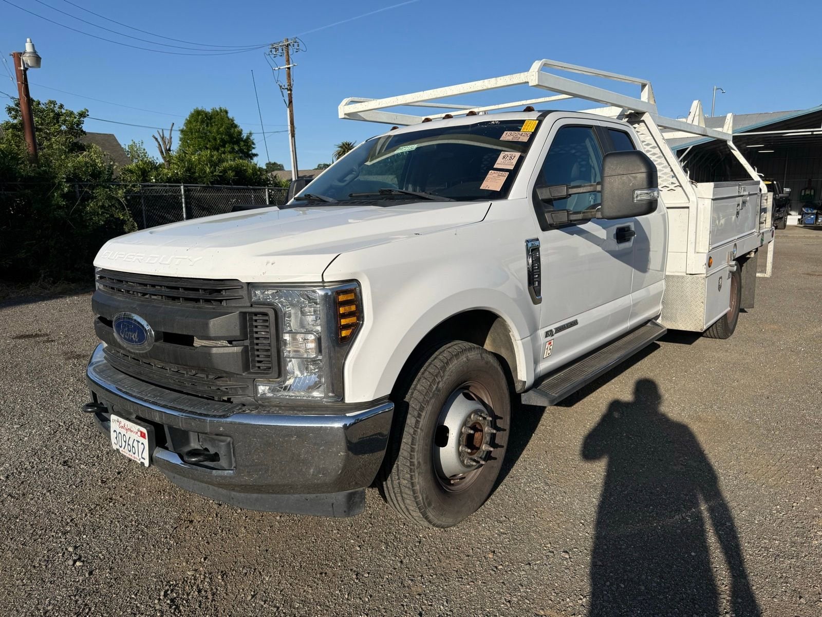 2019 Ford Super Duty F-350 DRW XL photo 4