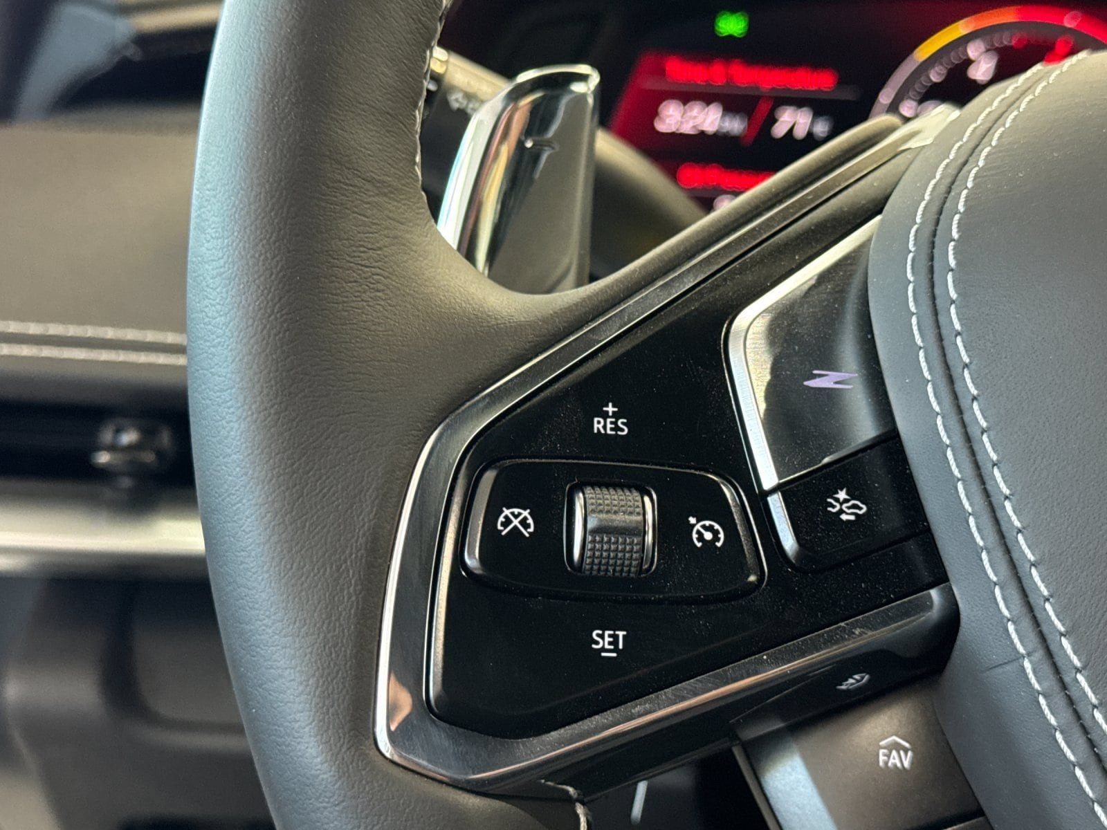 2025 Chevrolet Corvette 2LT - Photo 26