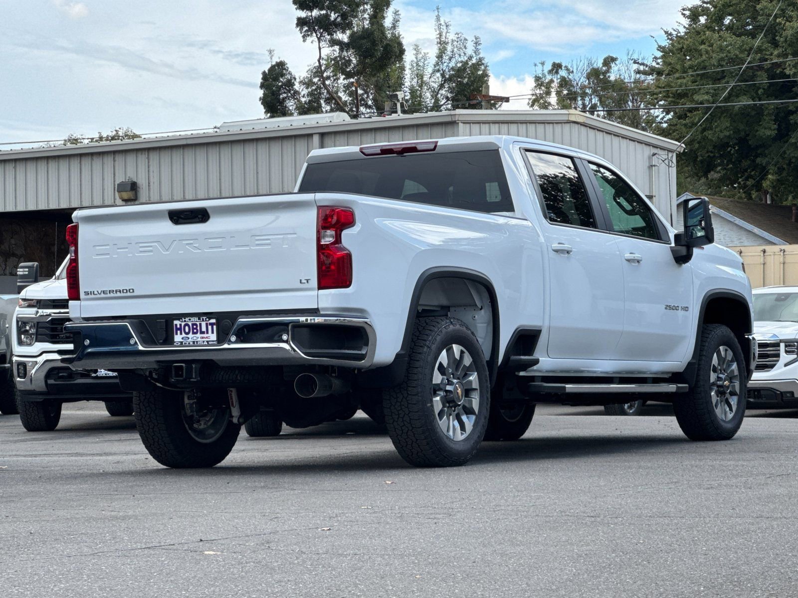 2025 Chevrolet Silverado 2500HD LT photo 3