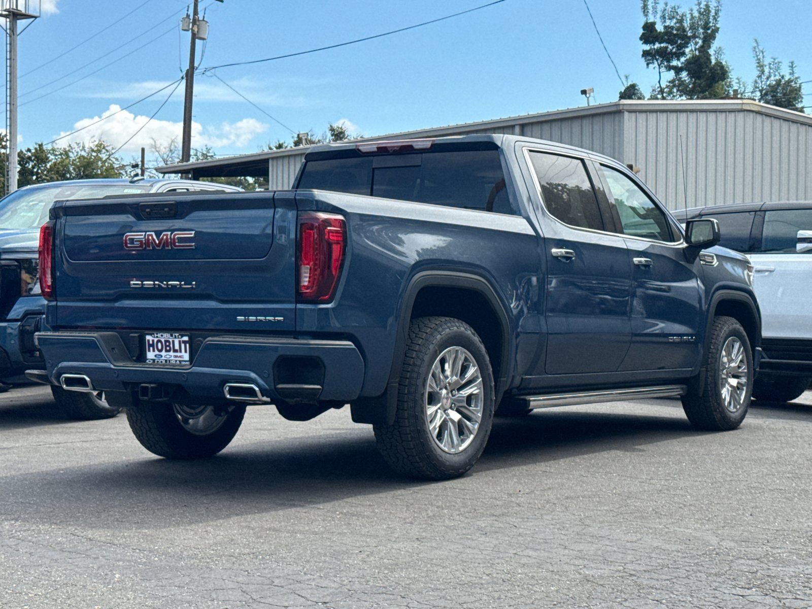 2025 Gmc Sierra 1500 Denali photo 3