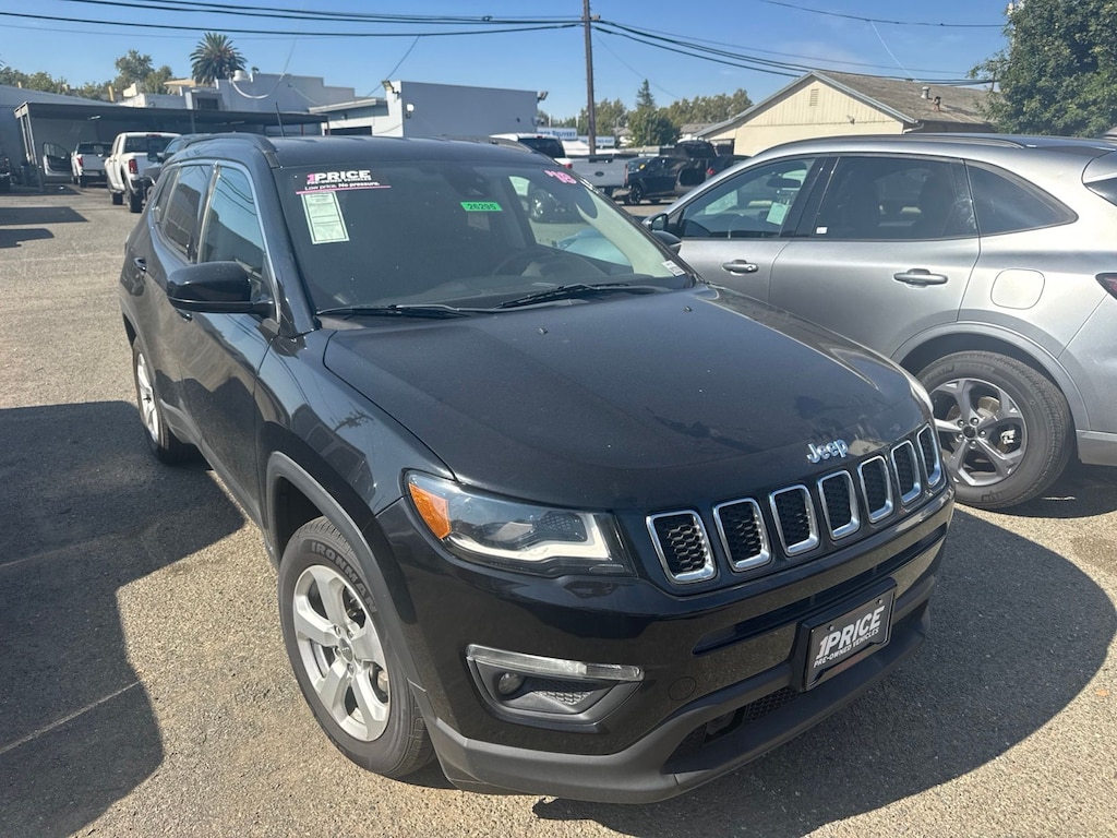 Certified 2018 Jeep Compass Latitude SUV