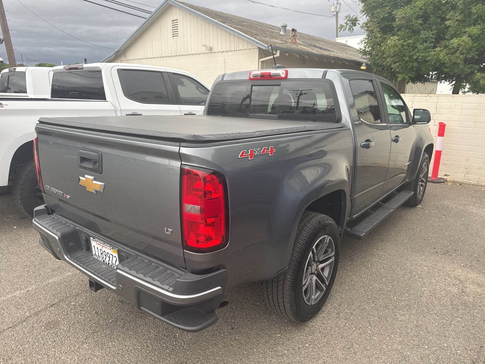 2020 Chevrolet Colorado LT photo 3