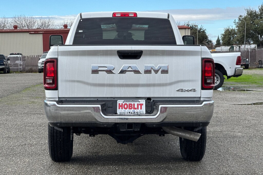 New 2026 Ram 2500 TRADESMAN CREW CAB 4X4 8' BOX Pickup