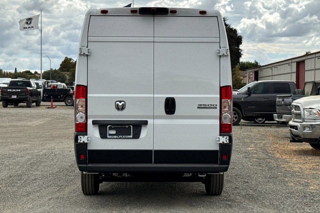 New 2026 Ram ProMaster PROMASTER 3500 SLT CARGO VAN HIGH ROOF 159' WB EXT Cargo Van