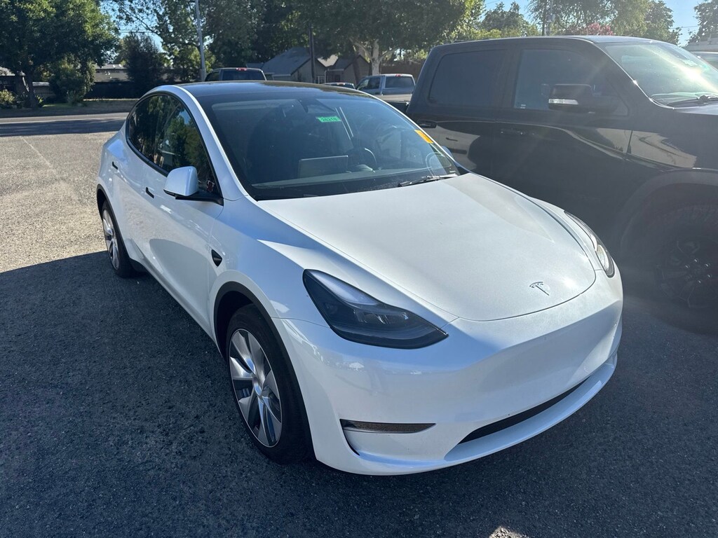 Used 2023 Tesla Model Y Long Range SUV