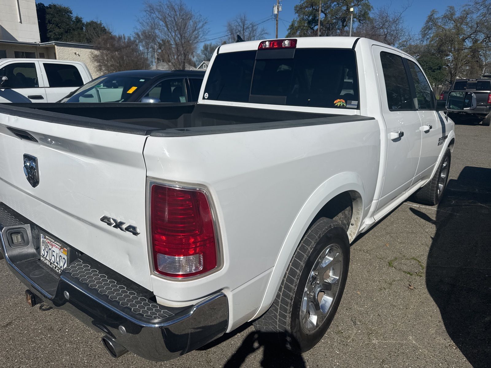 2017 Ram 1500 Laramie photo 3