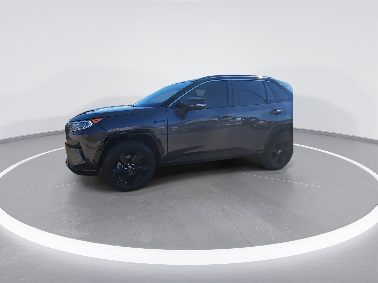 2019 Toyota RAV4 Hybrid XSE photo 4