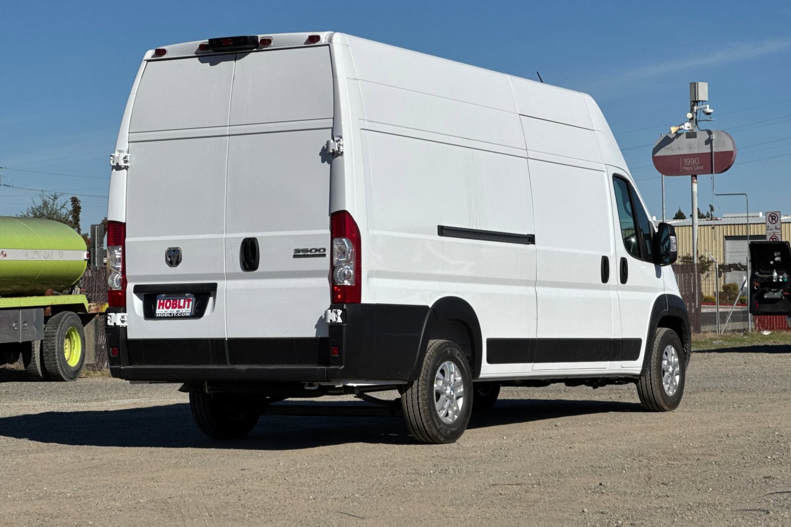 2026 Ram ProMaster 3500 Cargo Van photo 2