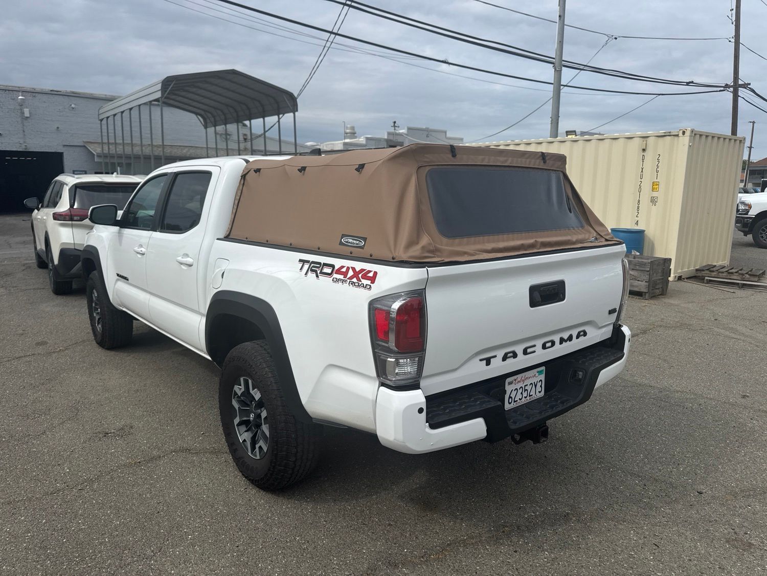 2023 Toyota Tacoma TRD Off-Road V6 photo 2