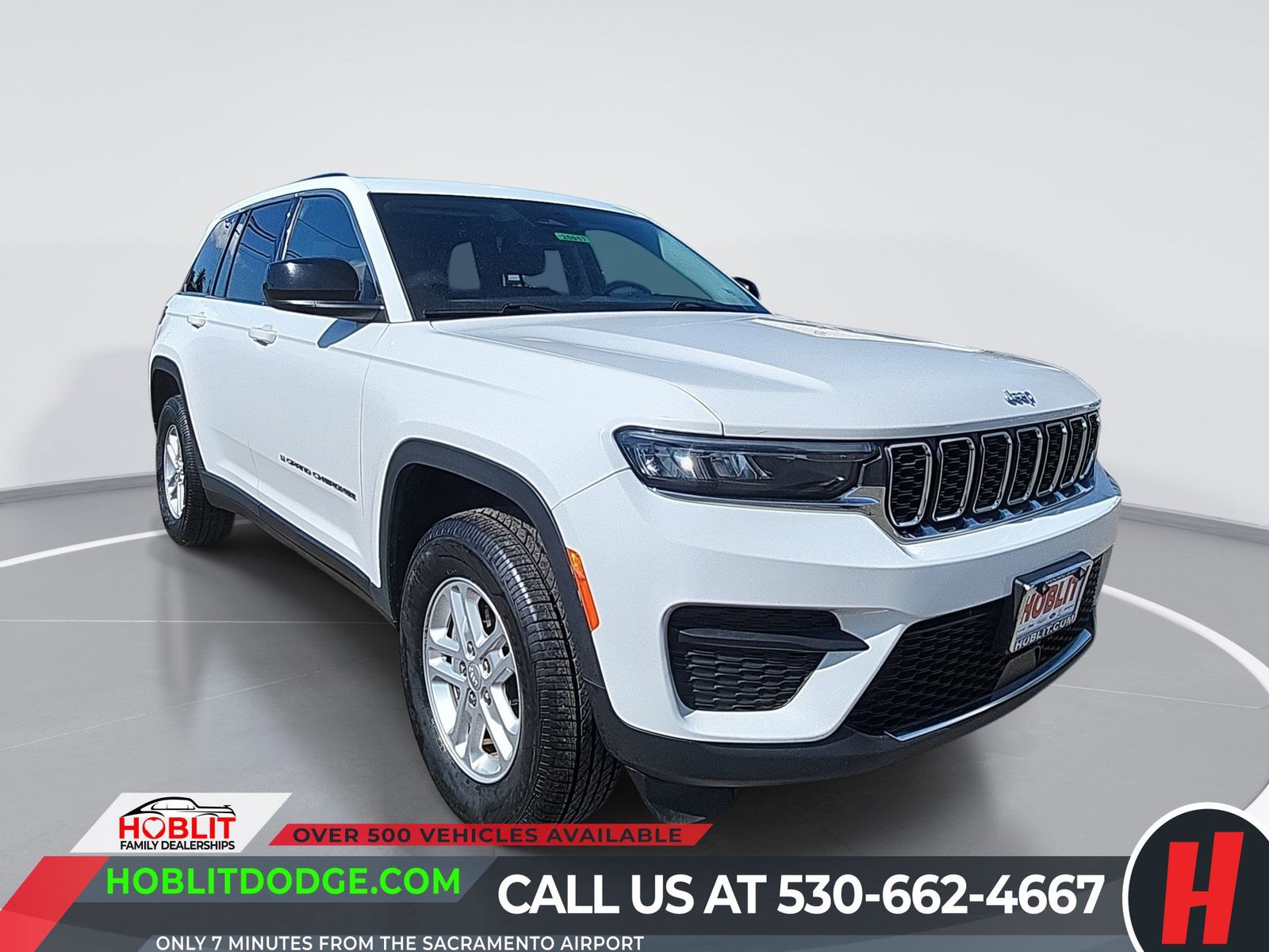 2023 Jeep Grand Cherokee Laredo 4x4's photo
