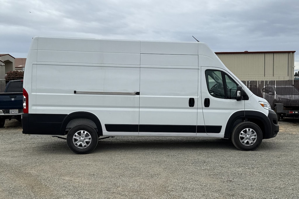 New 2025 Ram ProMaster PROMASTER 3500 SLT CARGO VAN SUPER HIGH ROOF 159' Cargo Van