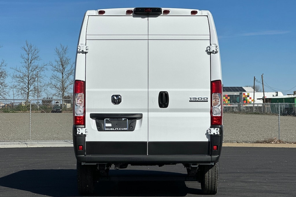 New 2025 Ram ProMaster PROMASTER 1500 TRADESMAN CARGO VAN HIGH ROOF 136' Cargo Van
