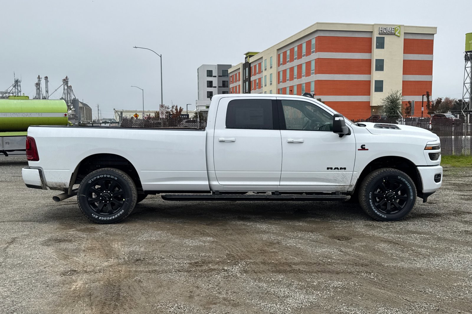 2026 Ram 3500 Laramie photo 2