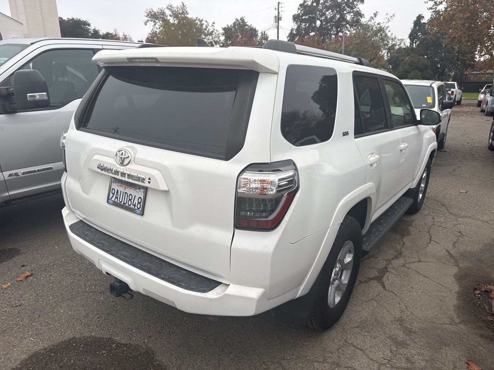 2022 Toyota 4Runner SR5 Premium photo 2