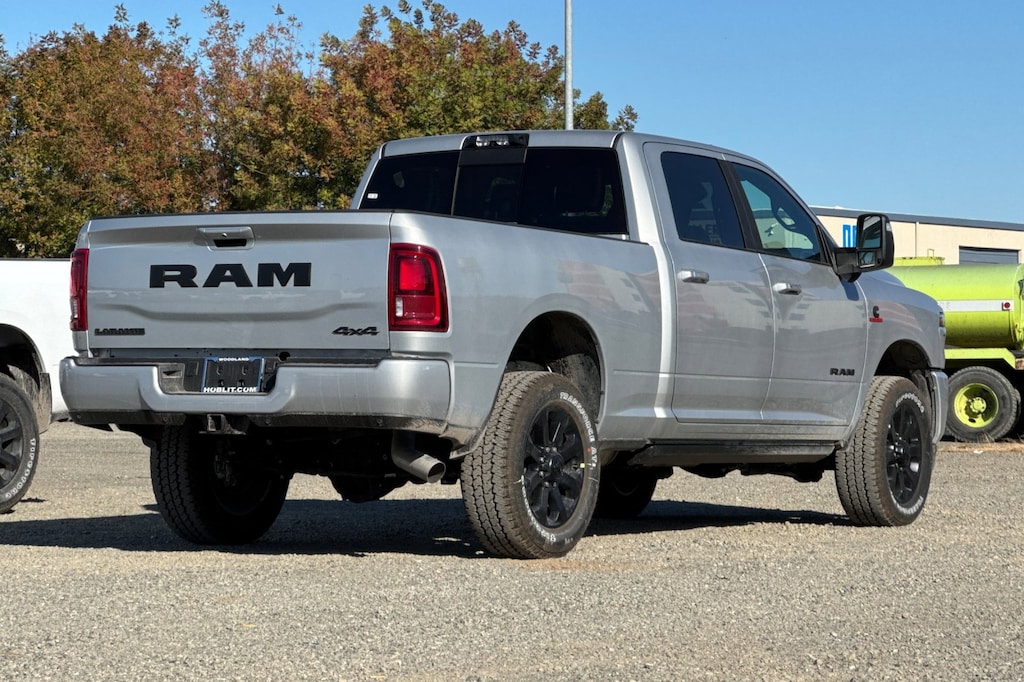 New 2026 Ram 2500 LARAMIE CREW CAB 4X4 6'4 BOX Pickup