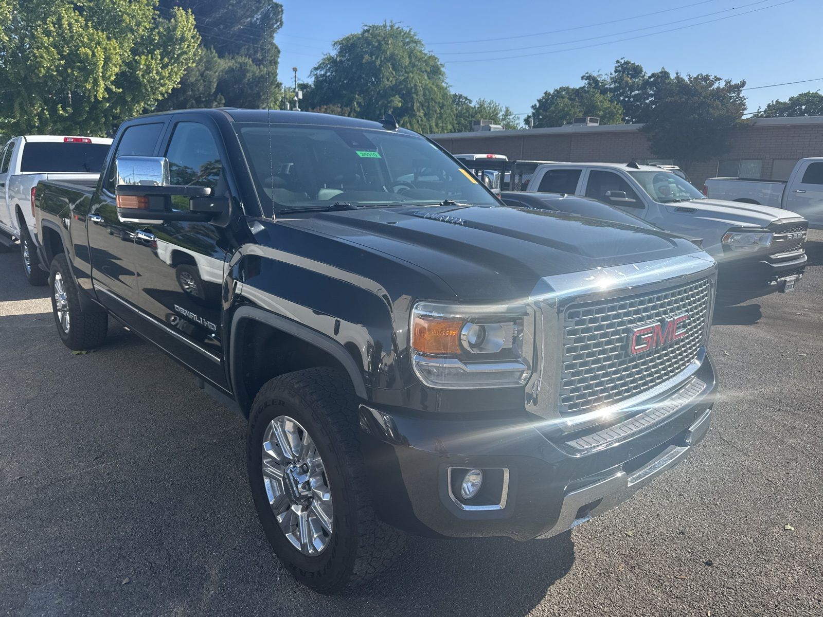 2015 GMC Sierra 2500HD Denali photo 4