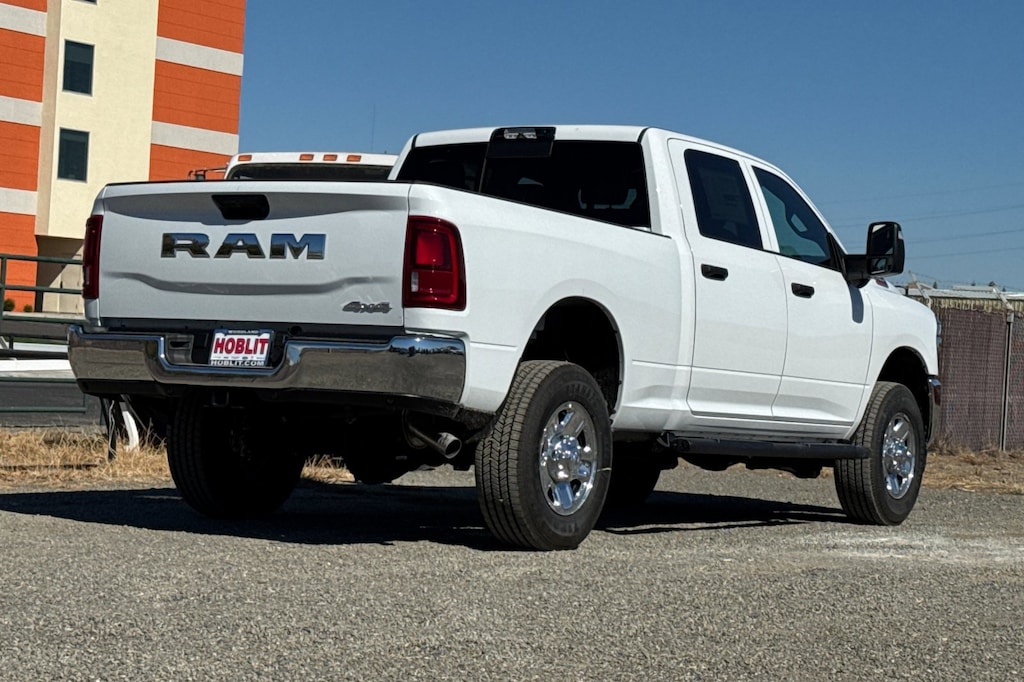 New 2026 Ram 2500 TRADESMAN CREW CAB 4X4 6'4 BOX Pickup