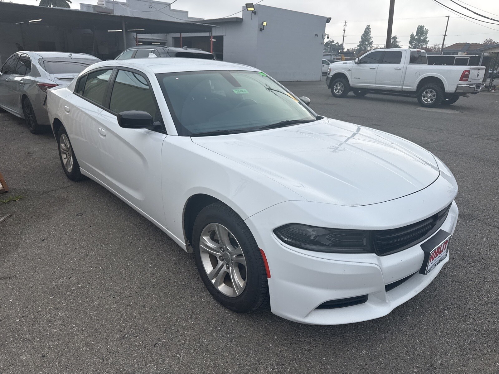 2023 Dodge Charger SXT photo 4