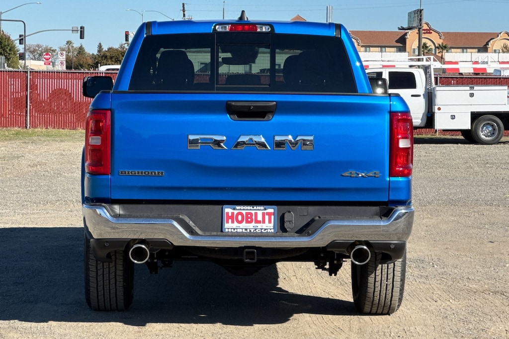 New 2026 Ram 1500 BIG HORN CREW CAB 4X4 5'7 BOX Pickup