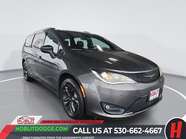 2020 Chrysler Pacifica Launch Edition Minivan/Van