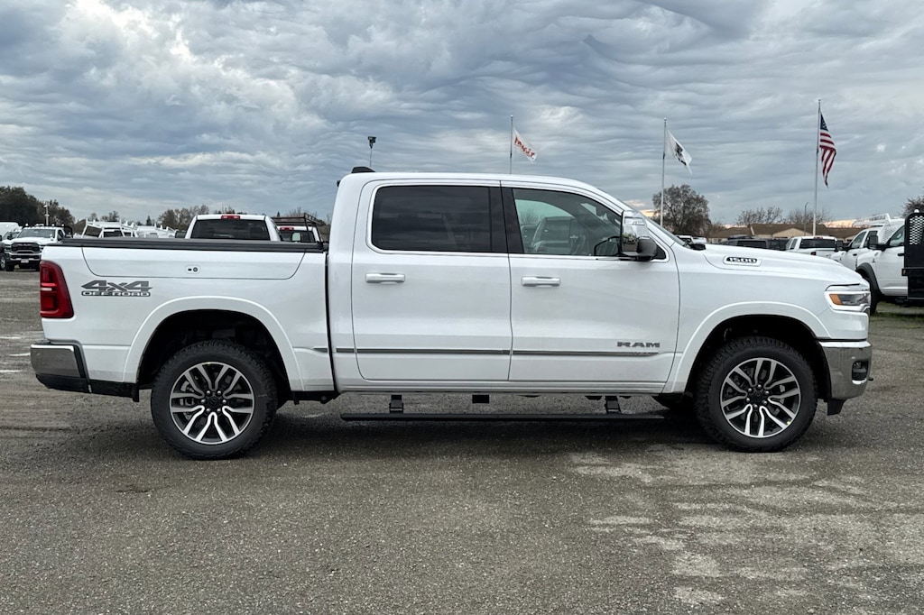 New 2026 Ram 1500 LIMITED CREW CAB 4X4 5'7 BOX Pickup