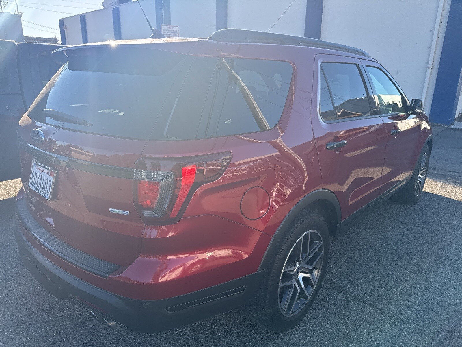 2018 Ford Explorer Sport photo 3