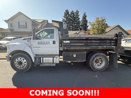 2022 Ford F-650SD Base DUMP TRUCK Truck