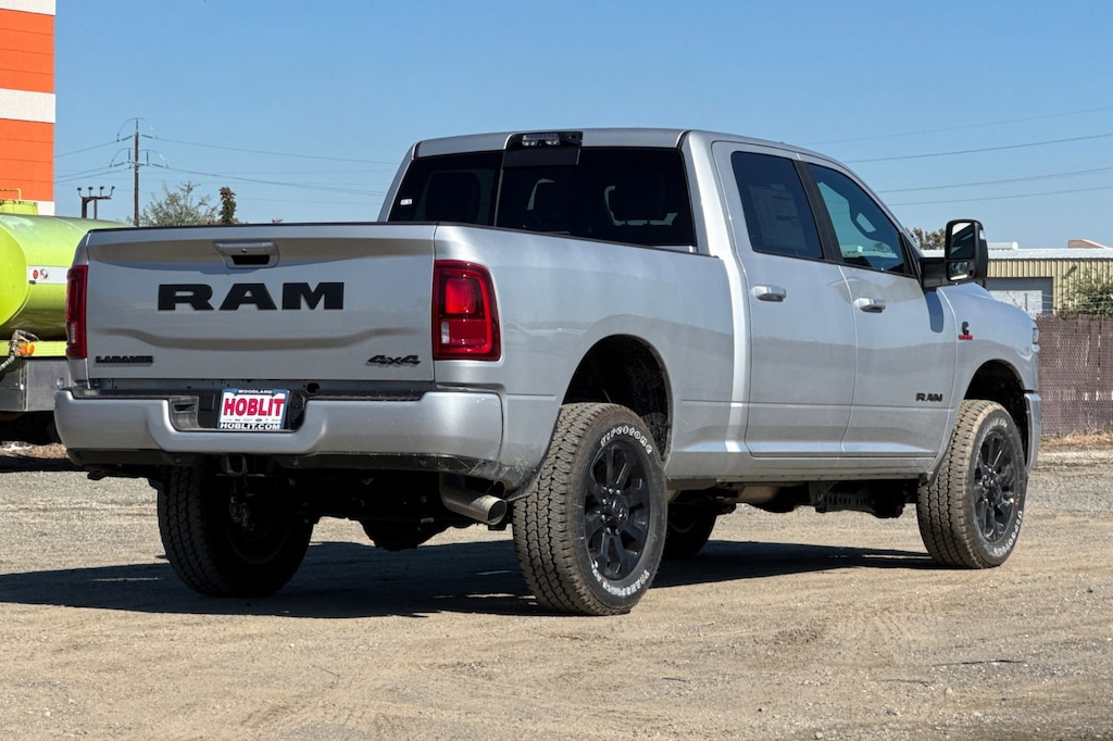 New 2026 Ram 2500 LARAMIE CREW CAB 4X4 6'4 BOX Pickup