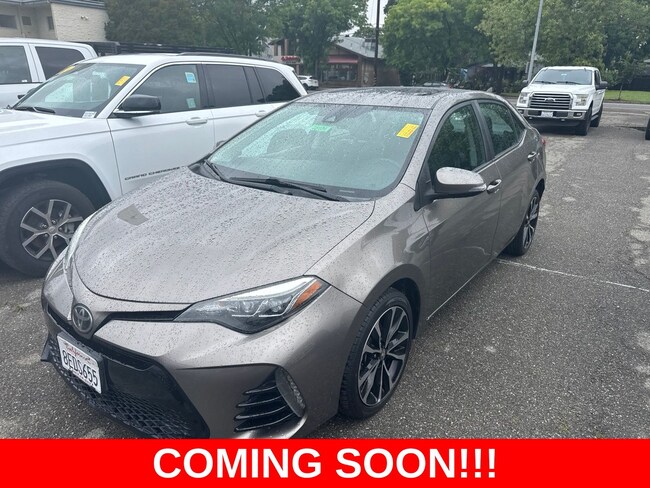 2018 Toyota Corolla SE Sedan