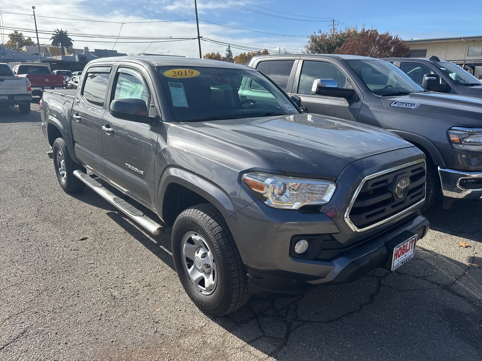 2019 Toyota Tacoma SR5 photo 3