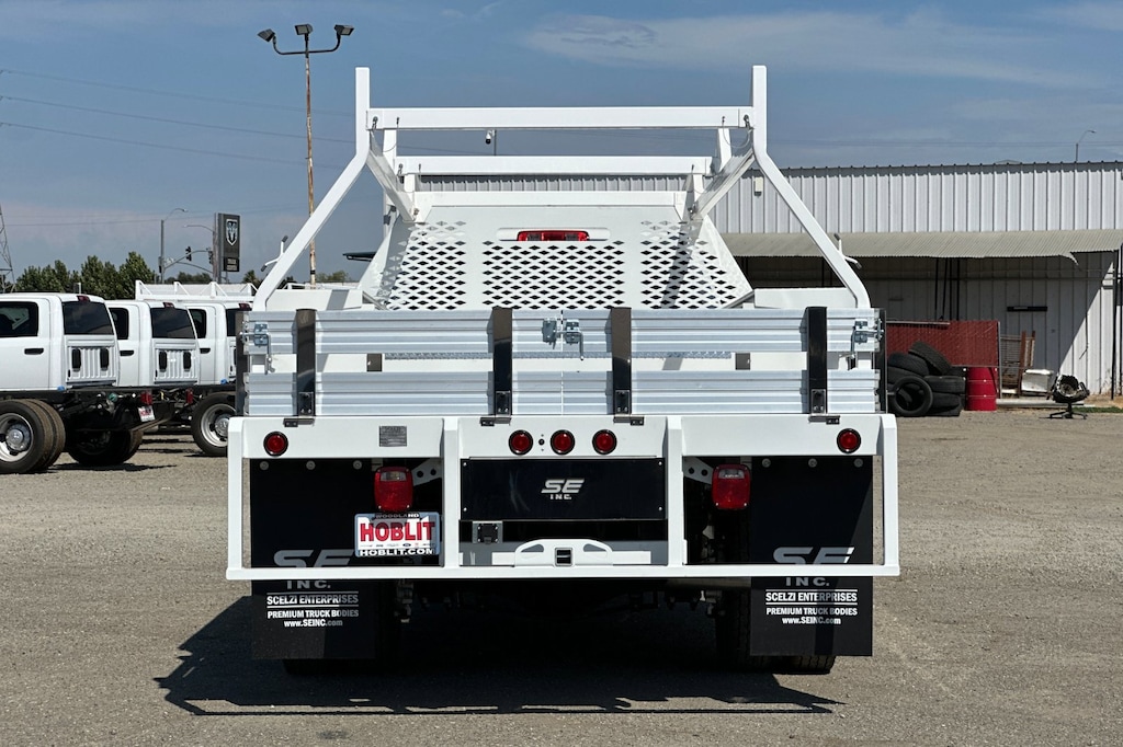 New 2025 Ram 5500 Chassis Cab 5500 TRADESMAN CHASSIS REGULAR CAB 4X4 84' CA Pickup