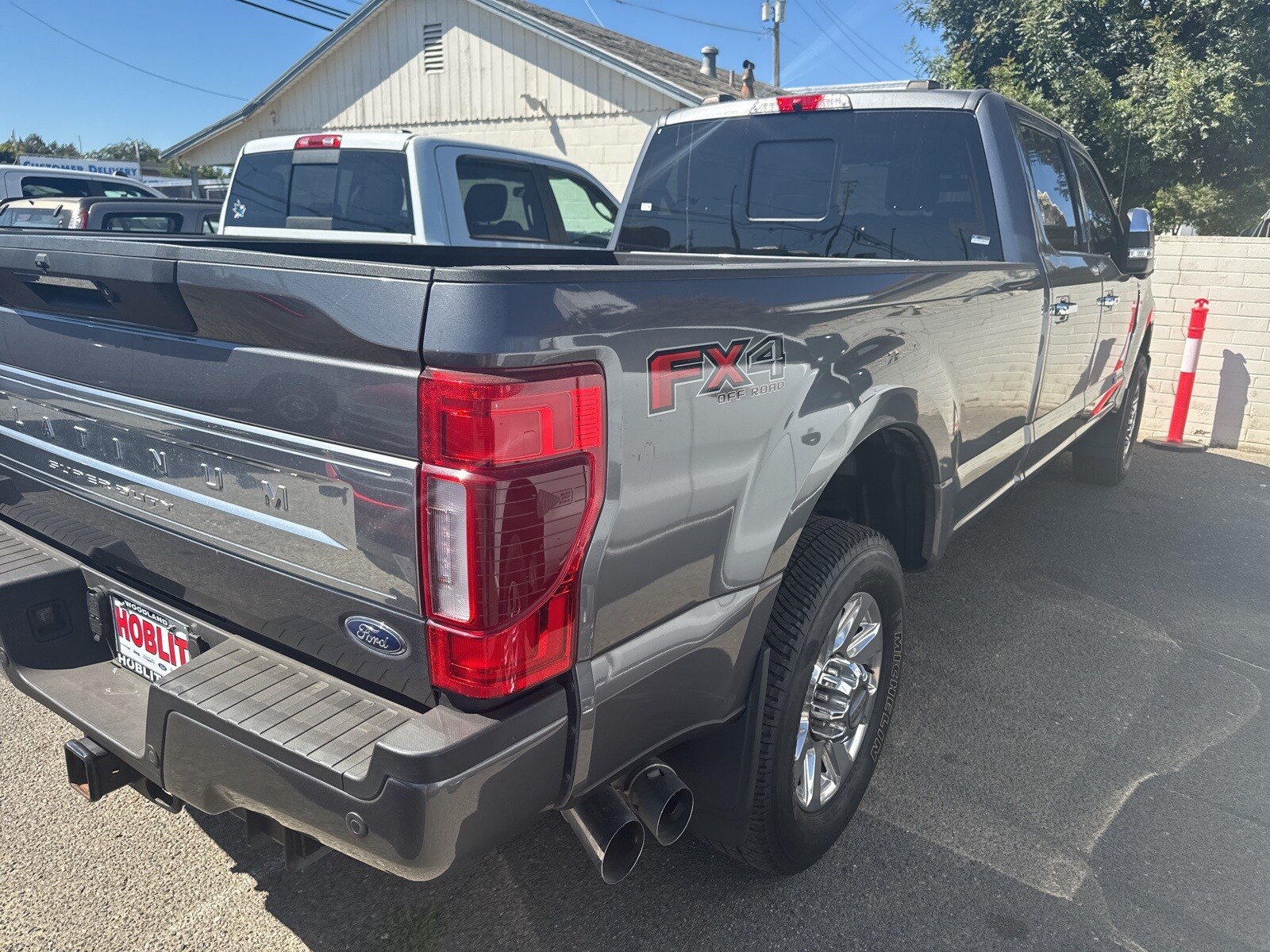 2022 Ford F-350 photo 3