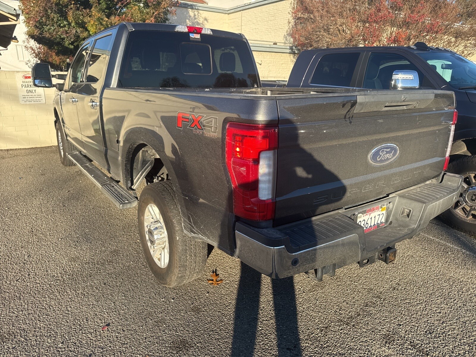 2019 Ford F-350 Lariat photo 2