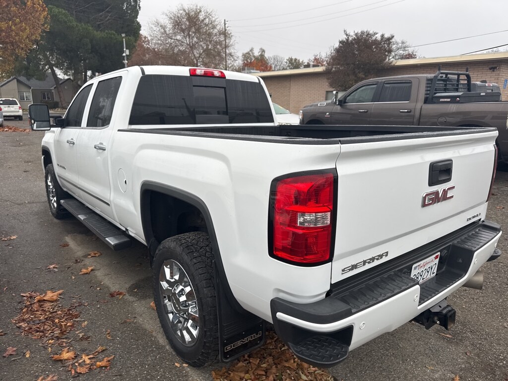 Used 2019 GMC Sierra 2500HD Denali Truck