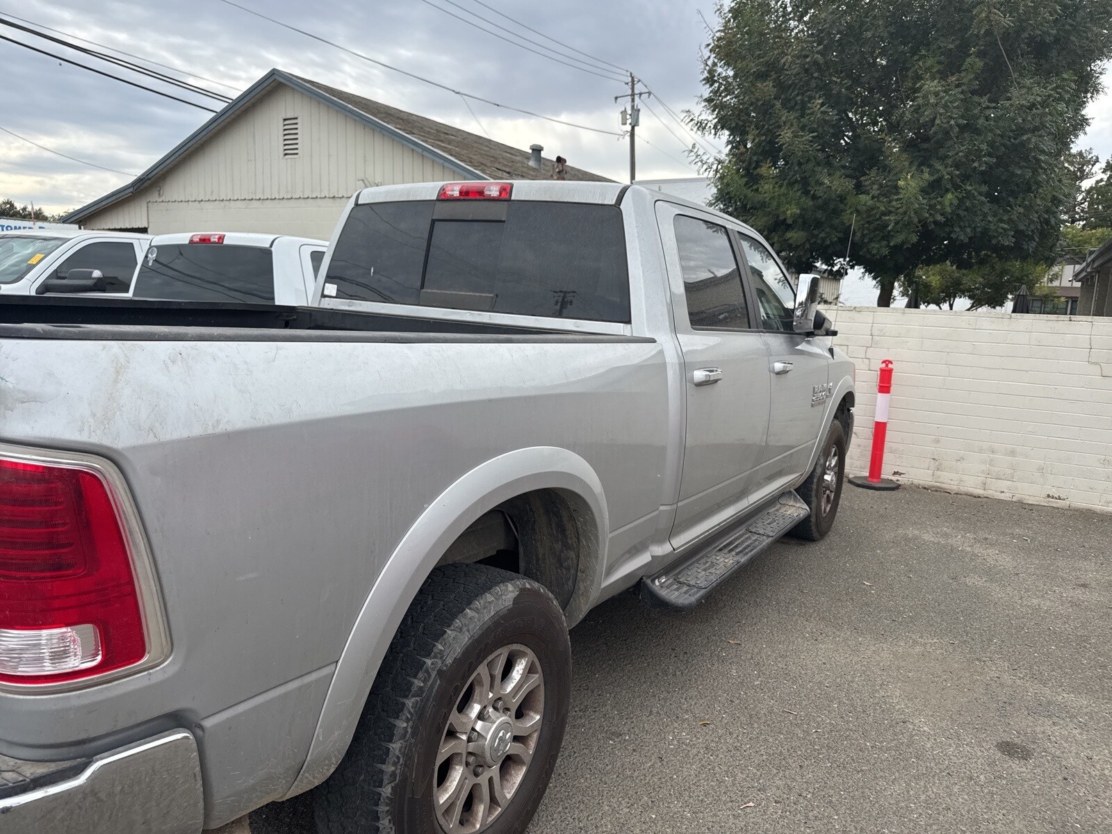 2017 Ram 2500 Laramie photo 2