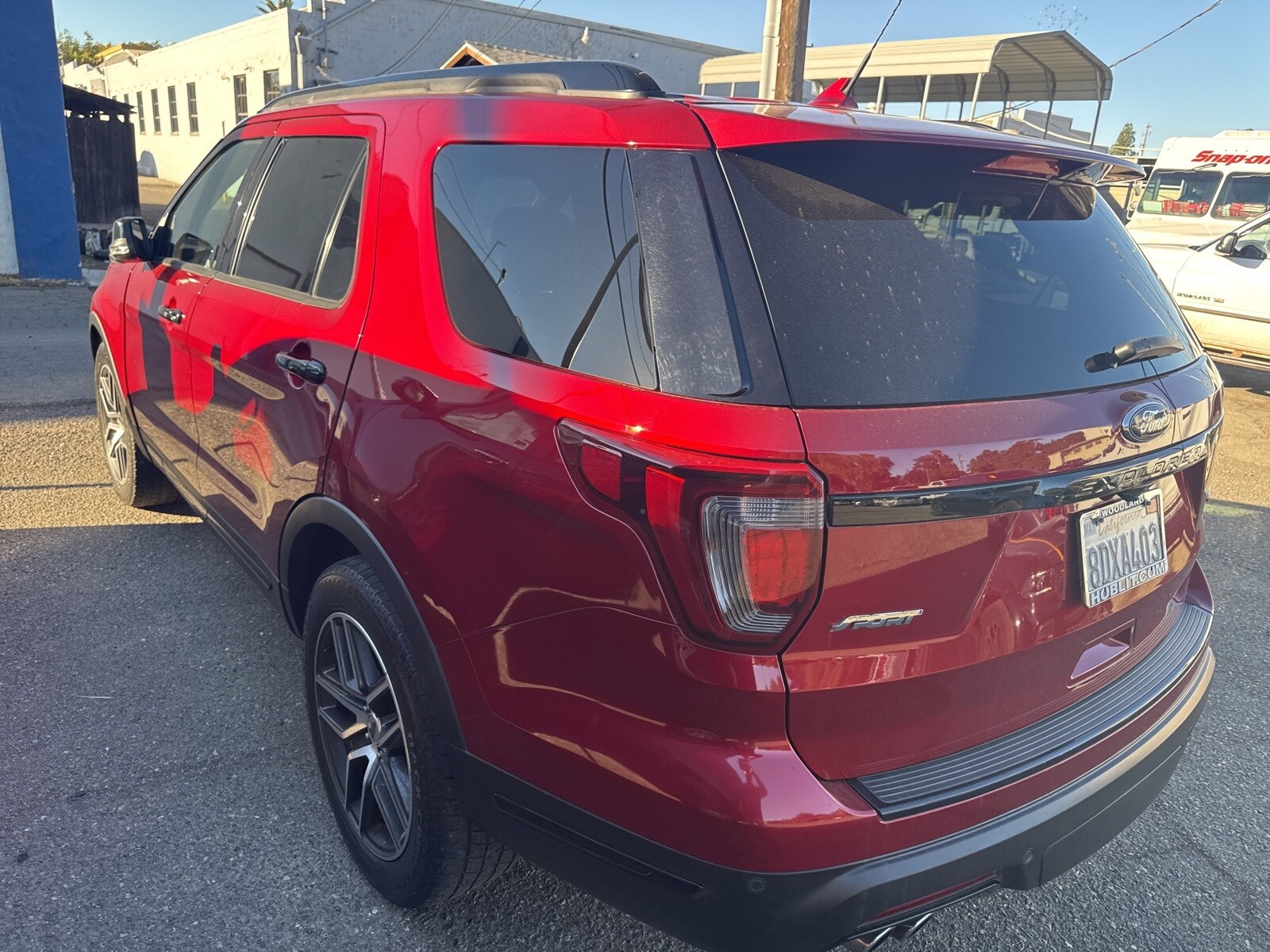 2018 Ford Explorer Sport photo 2