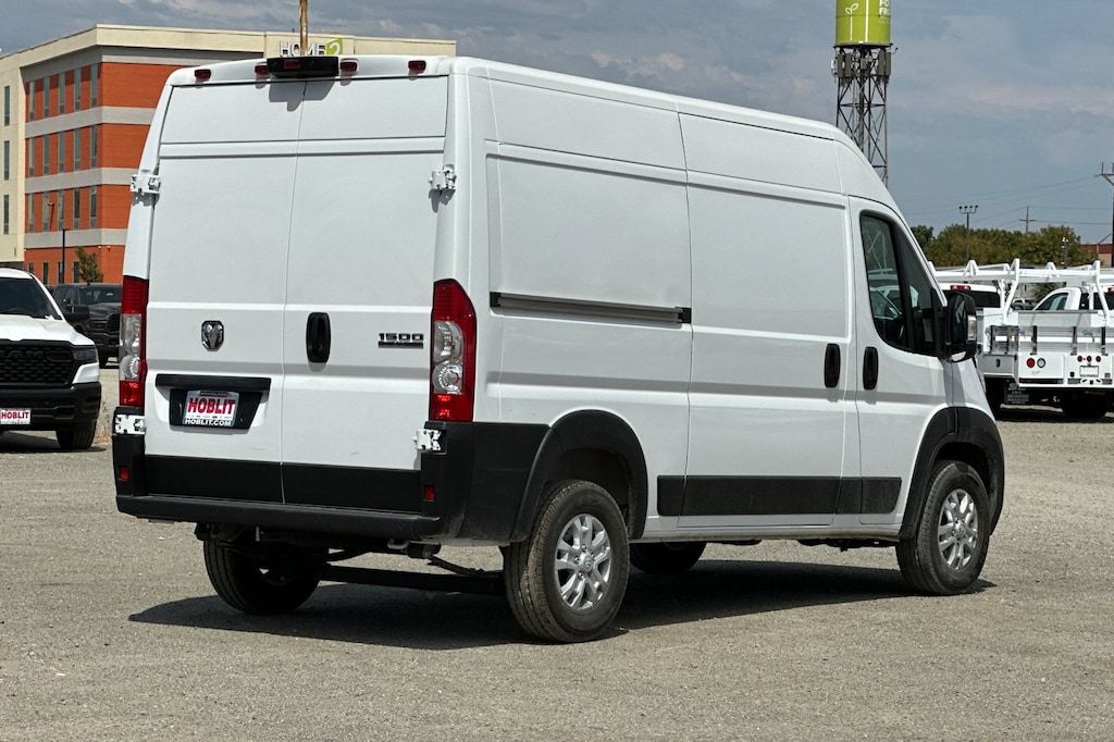 New 2025 Ram ProMaster PROMASTER 1500 SLT CARGO VAN HIGH ROOF 136' WB Cargo Van