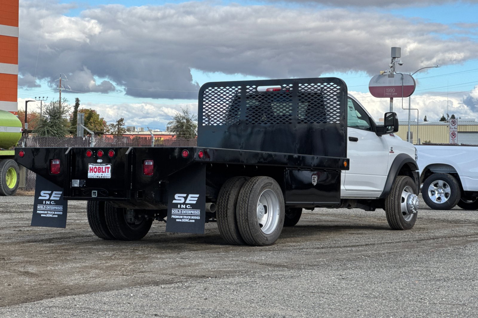 2026 Ram 5500 Tradesman photo 3