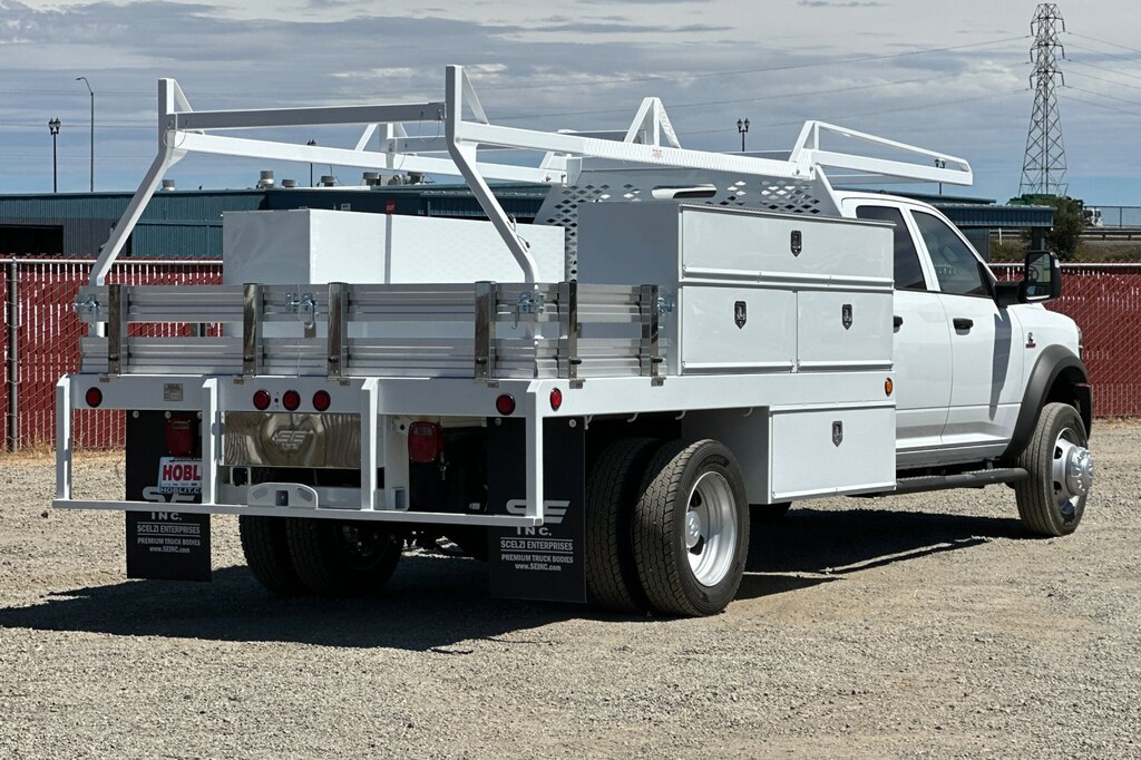New 2025 Ram 5500 Chassis Cab 5500 TRADESMAN CHASSIS CREW CAB 4X4 84' CA Pickup