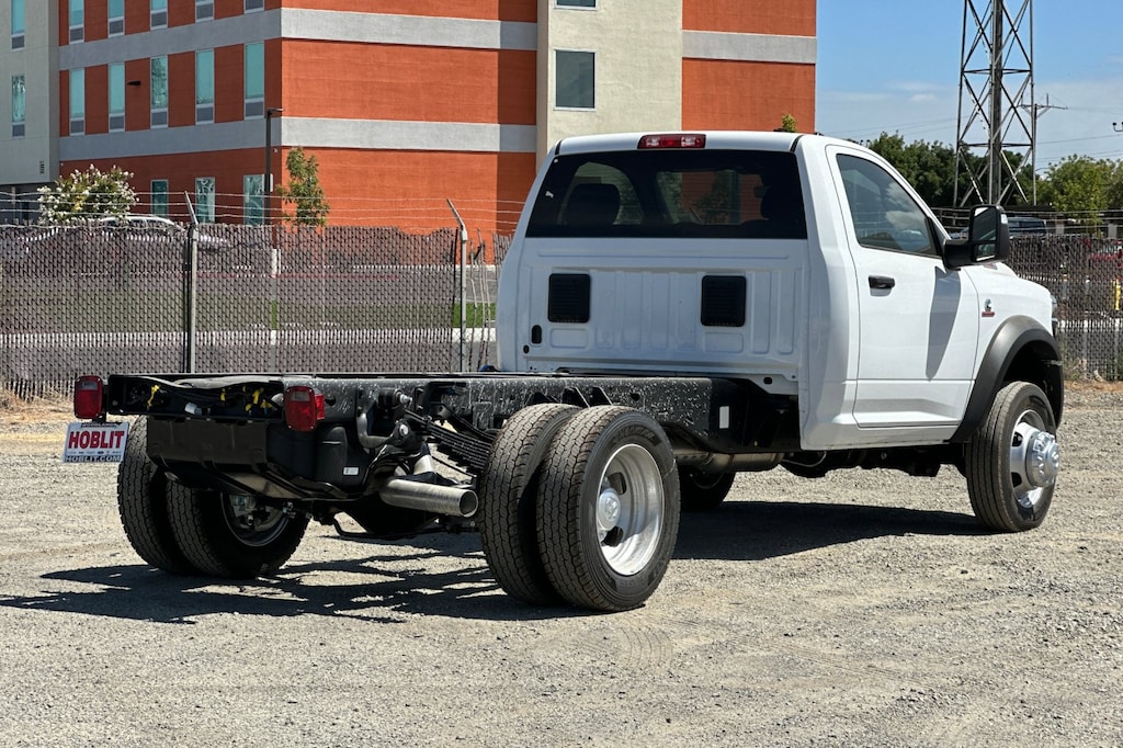 New 2025 Ram 5500 Chassis Cab 5500 TRADESMAN CHASSIS REGULAR CAB 4X4 84' CA Pickup