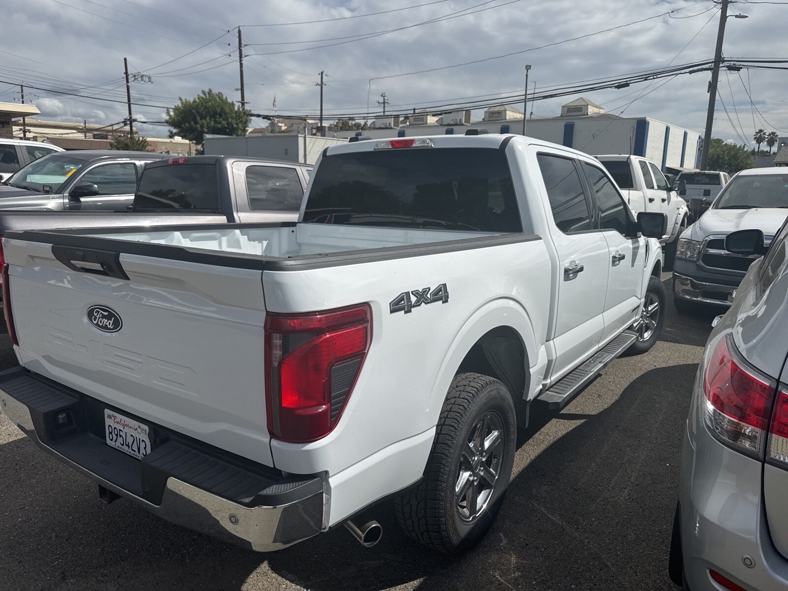 2024 Ford F-150 XLT photo 3