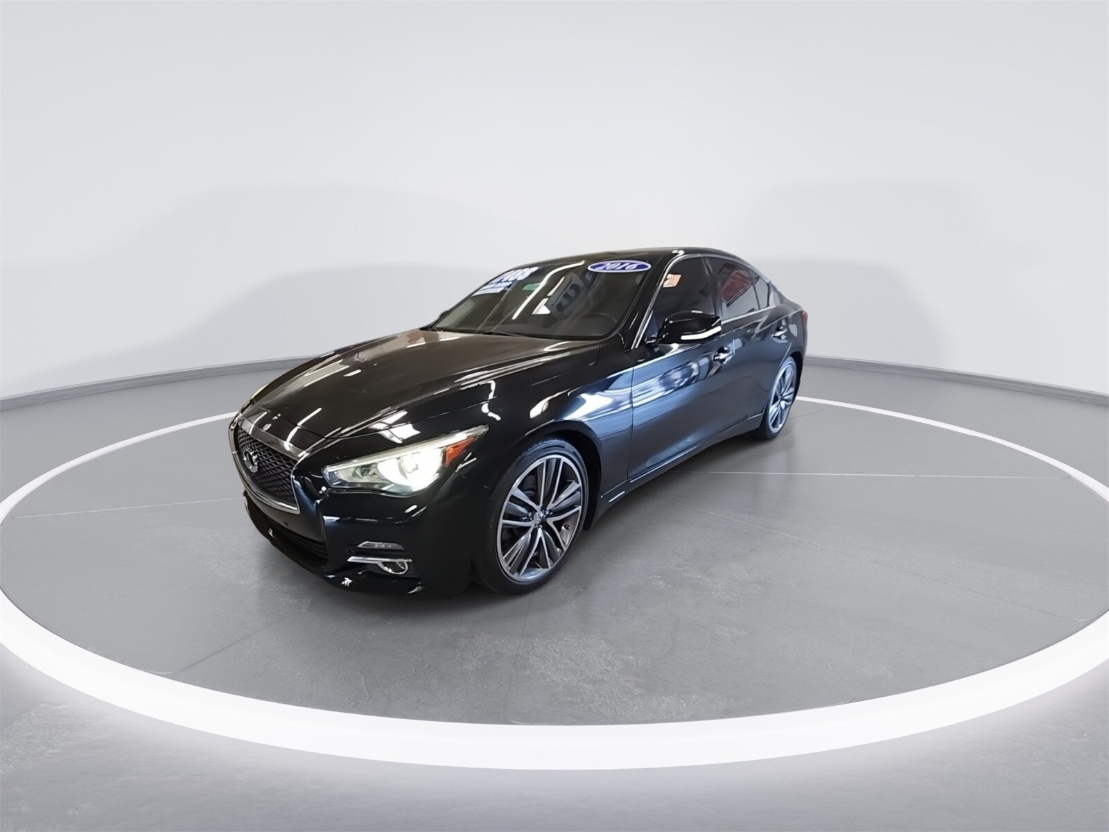 2016 Infiniti Q50 Hybrid photo 4