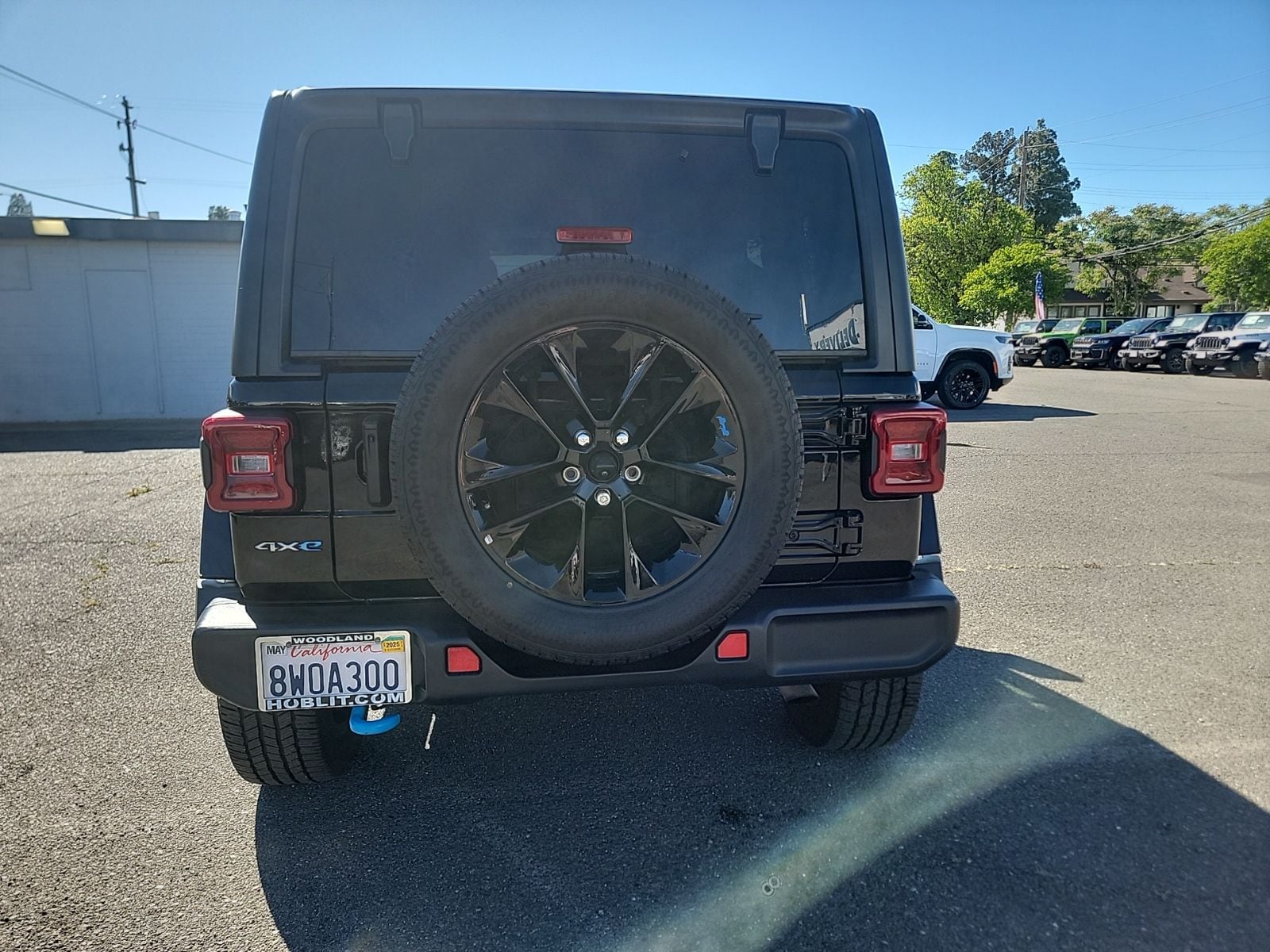 2023 Jeep Wrangler Sahara 4xe photo 3