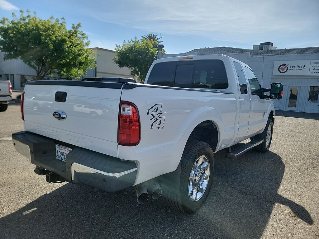 Used 2015 Ford F-250SD Lariat Truck