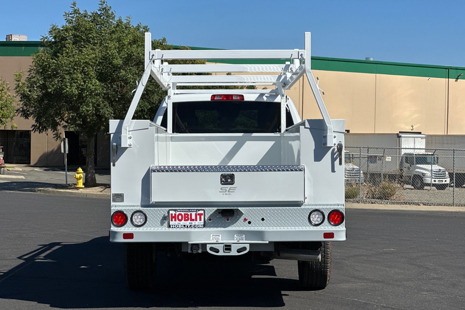2025 Ram 3500 Tradesman photo 4