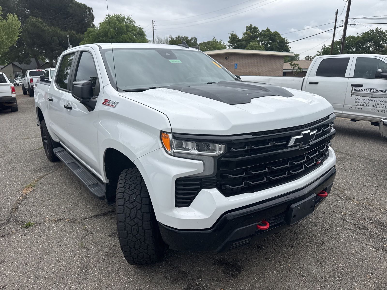 2023 Chevrolet Silverado 1500 LT Trail Boss photo 4